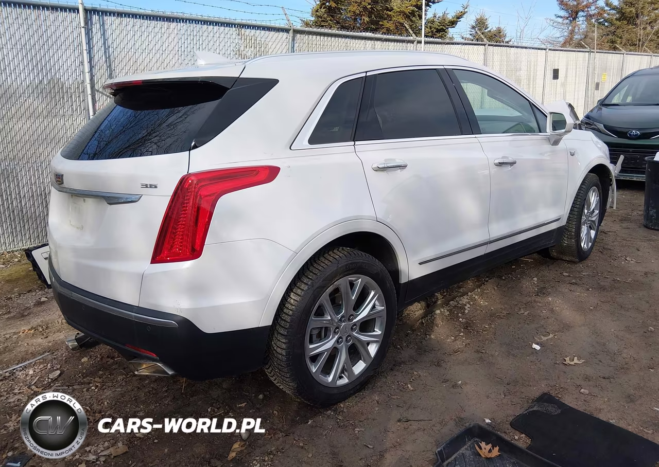 2018 Cadillac Xt5 Luxury VIN:1GYKNDRS2JZ139088 - 4