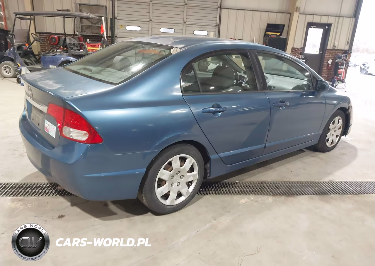 2011 Honda Civic Lx VIN:2HGFA1F52BH528994 - 4