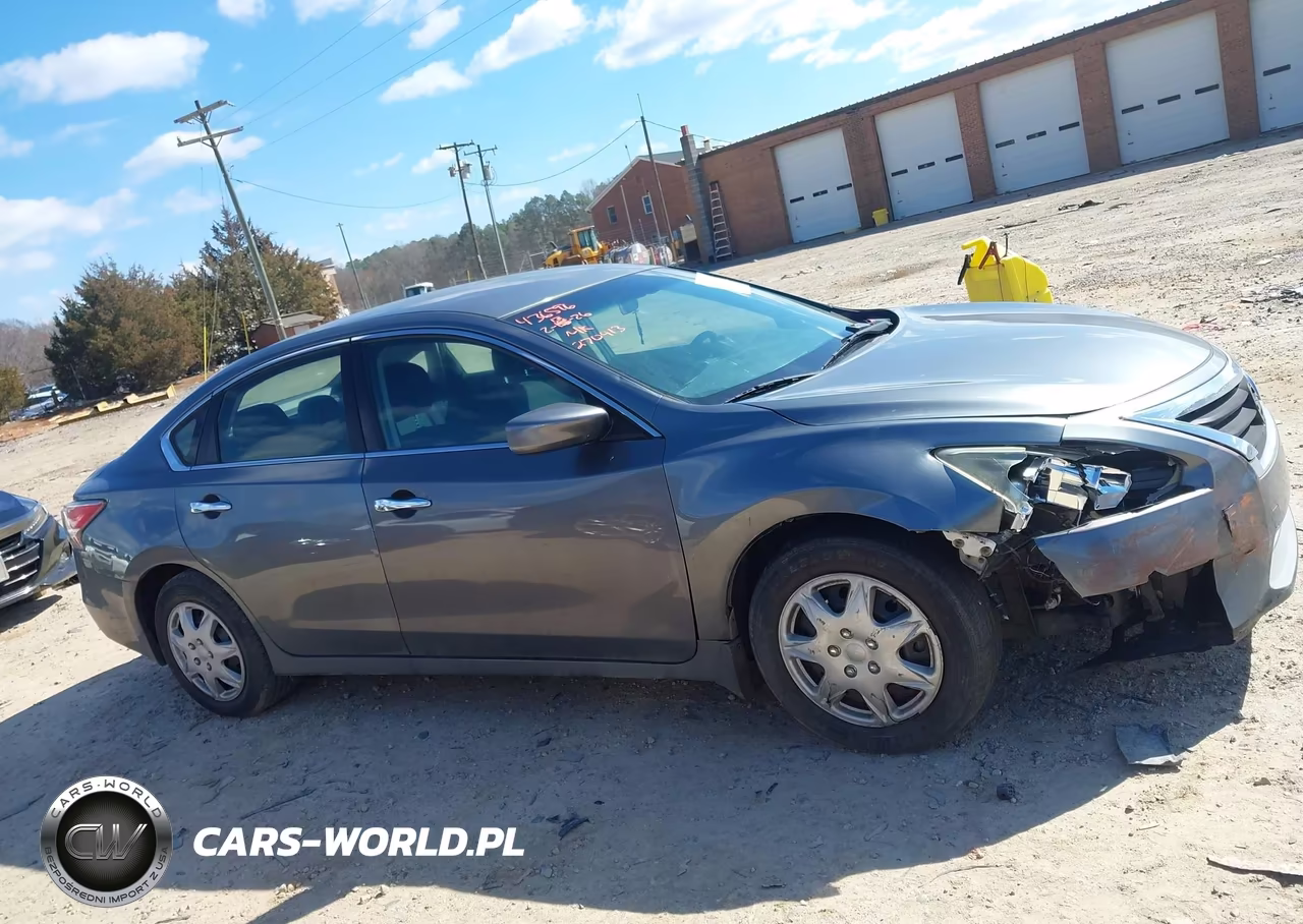 2015 Nissan Altima 2.5 S VIN:1N4AL3AP5FC270413 - 12