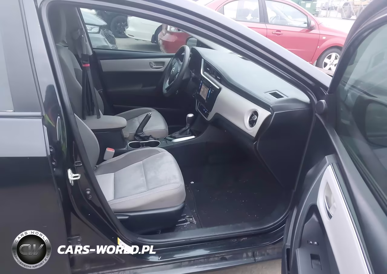 2017 Toyota Corolla Le VIN:5YFBURHE8HP728149 - 5