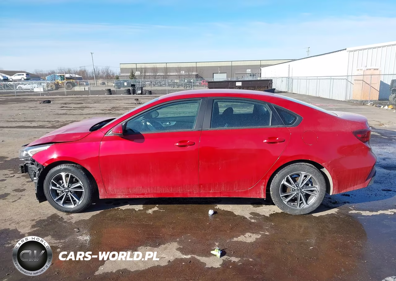 2023 Kia Forte Lxs VIN:3KPF24AD9PE565779 - 14