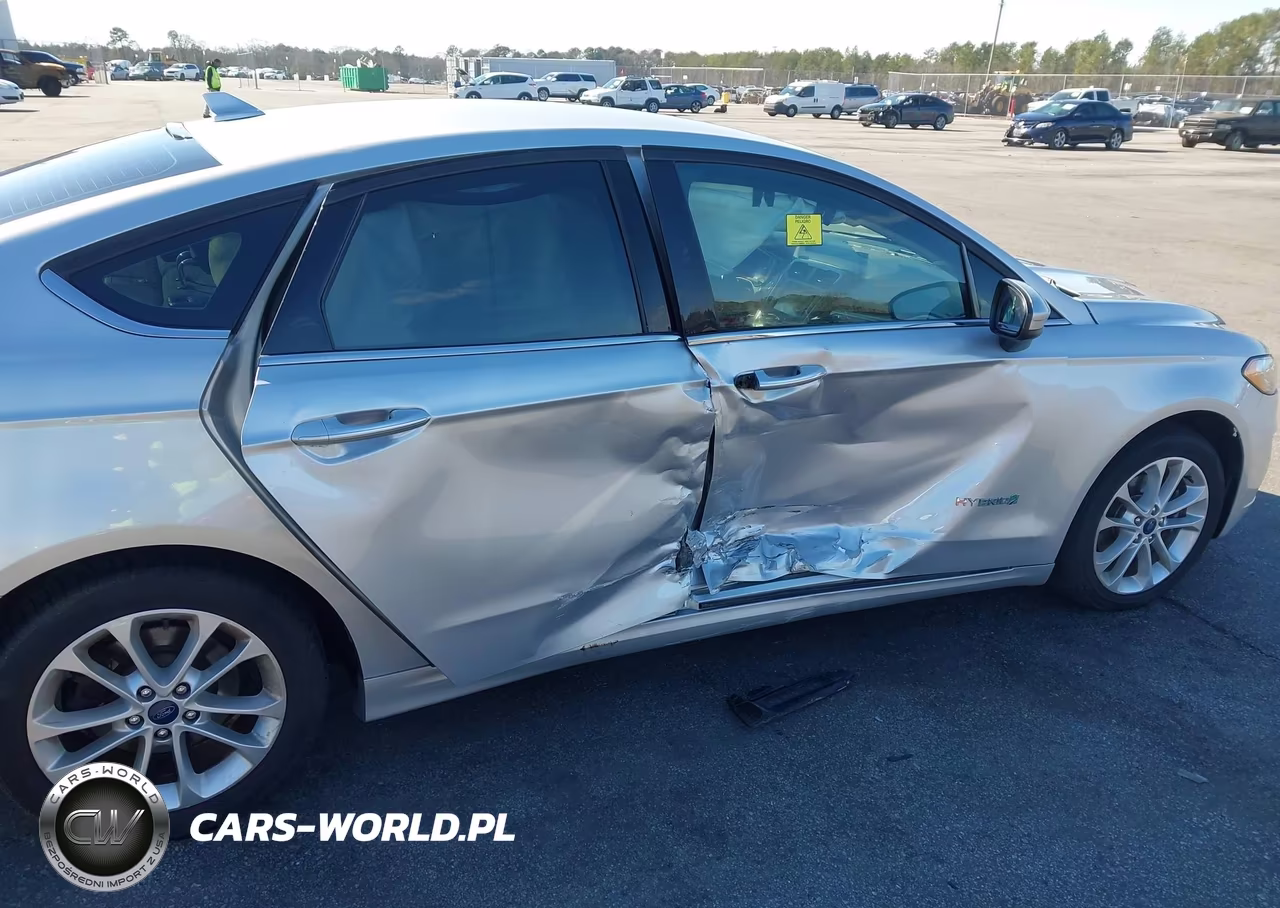 2019 Ford Fusion Hybrid Se VIN:3FA6P0LU7KR205506 - 6