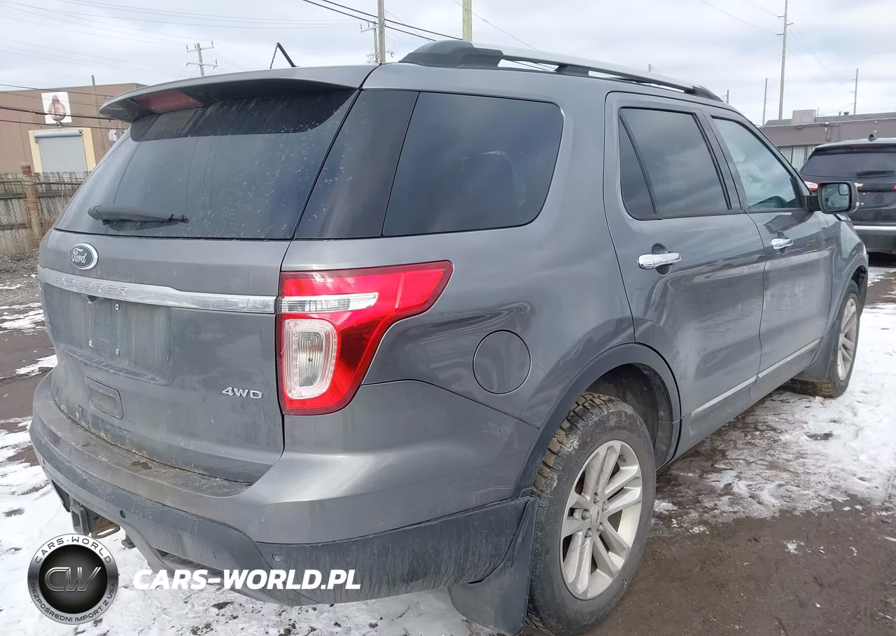 2013 Ford Explorer Xlt VIN:1FM5K8D85DGB90840 - 4