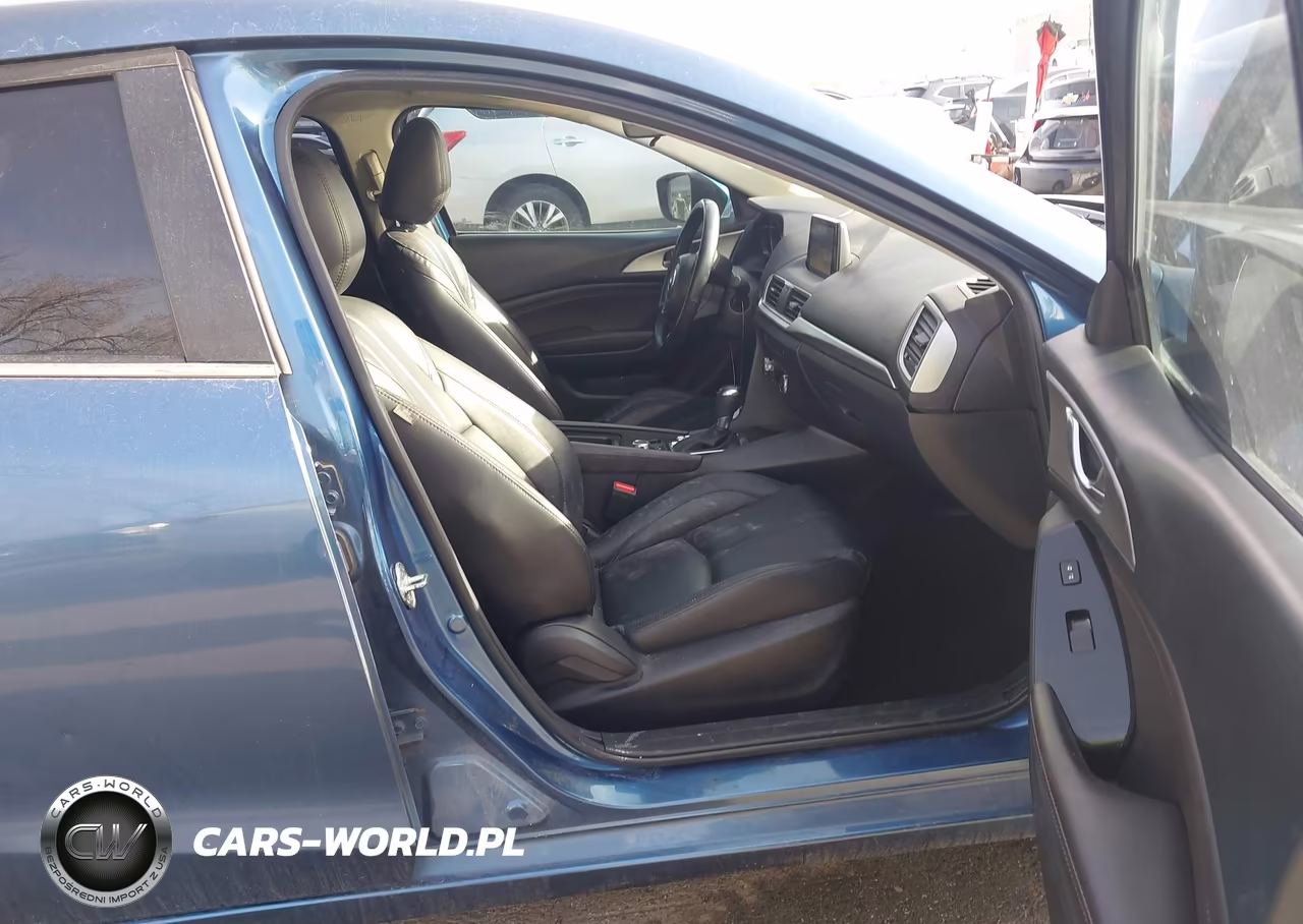 2017 Mazda Mazda3 Touring VIN:3MZBN1L73HM108935 - 5