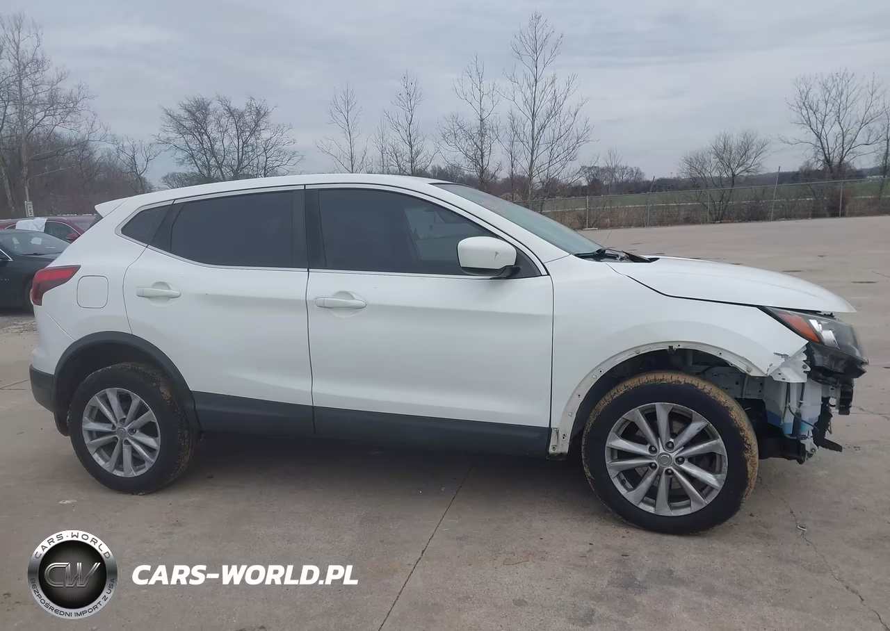 2017 Nissan Rogue Sport S VIN:JN1BJ1CP2HW034652 - 14