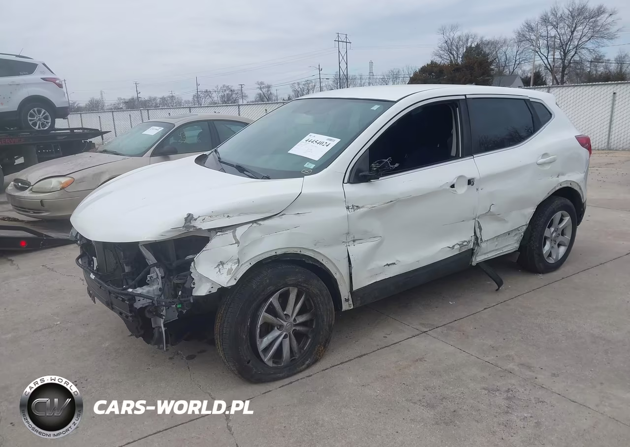 2017 Nissan Rogue Sport S VIN:JN1BJ1CP2HW034652 - 2