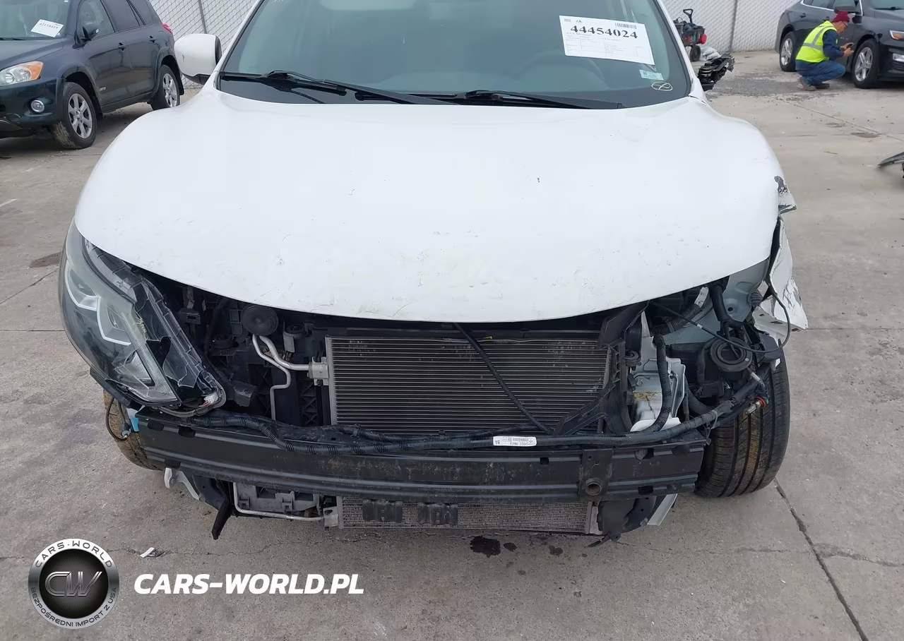 2017 Nissan Rogue Sport S VIN:JN1BJ1CP2HW034652 - 6
