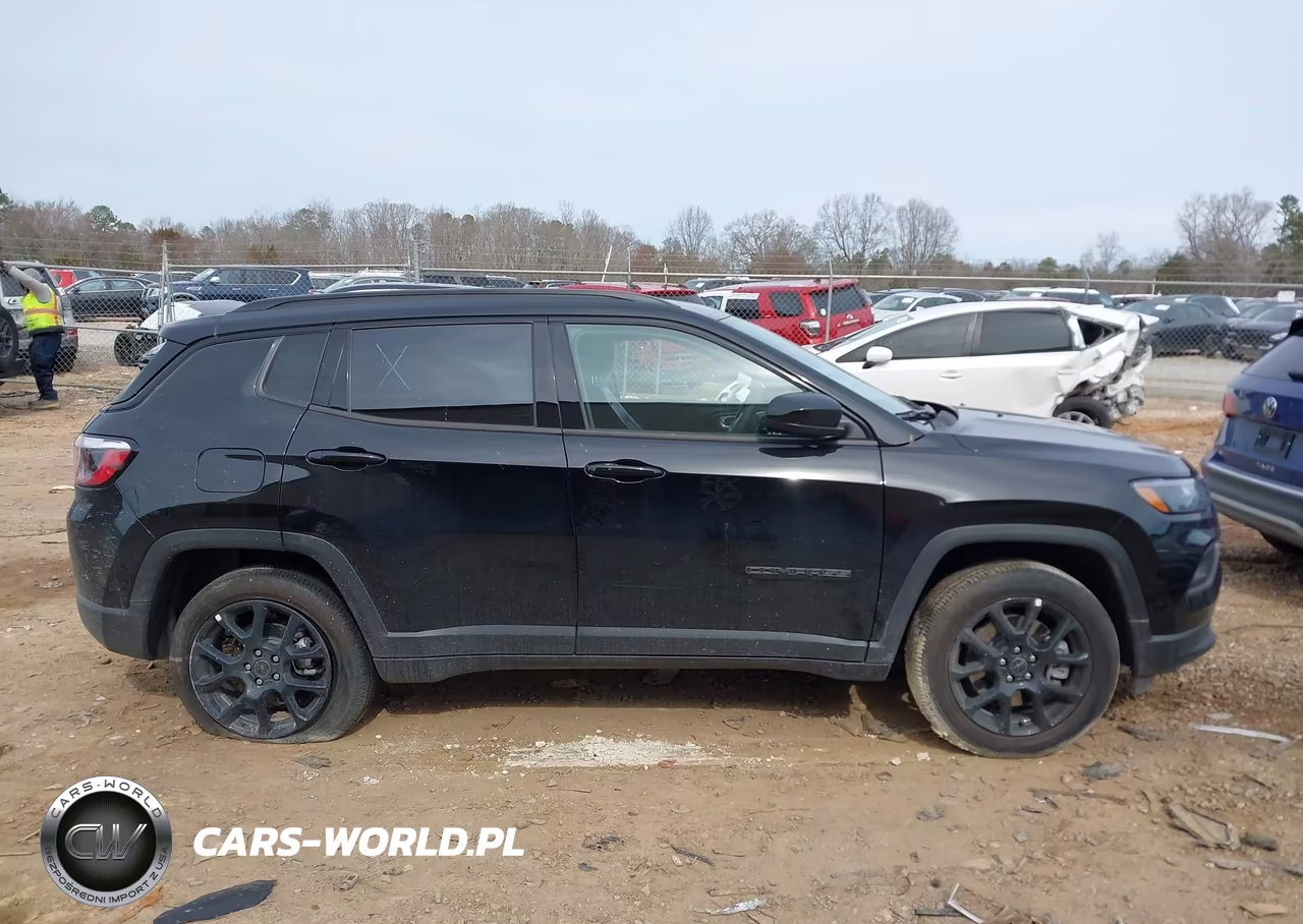 2026 Jeep Compass Latitude Altitude VIN:3C4NJDBN8TT160122 - 12