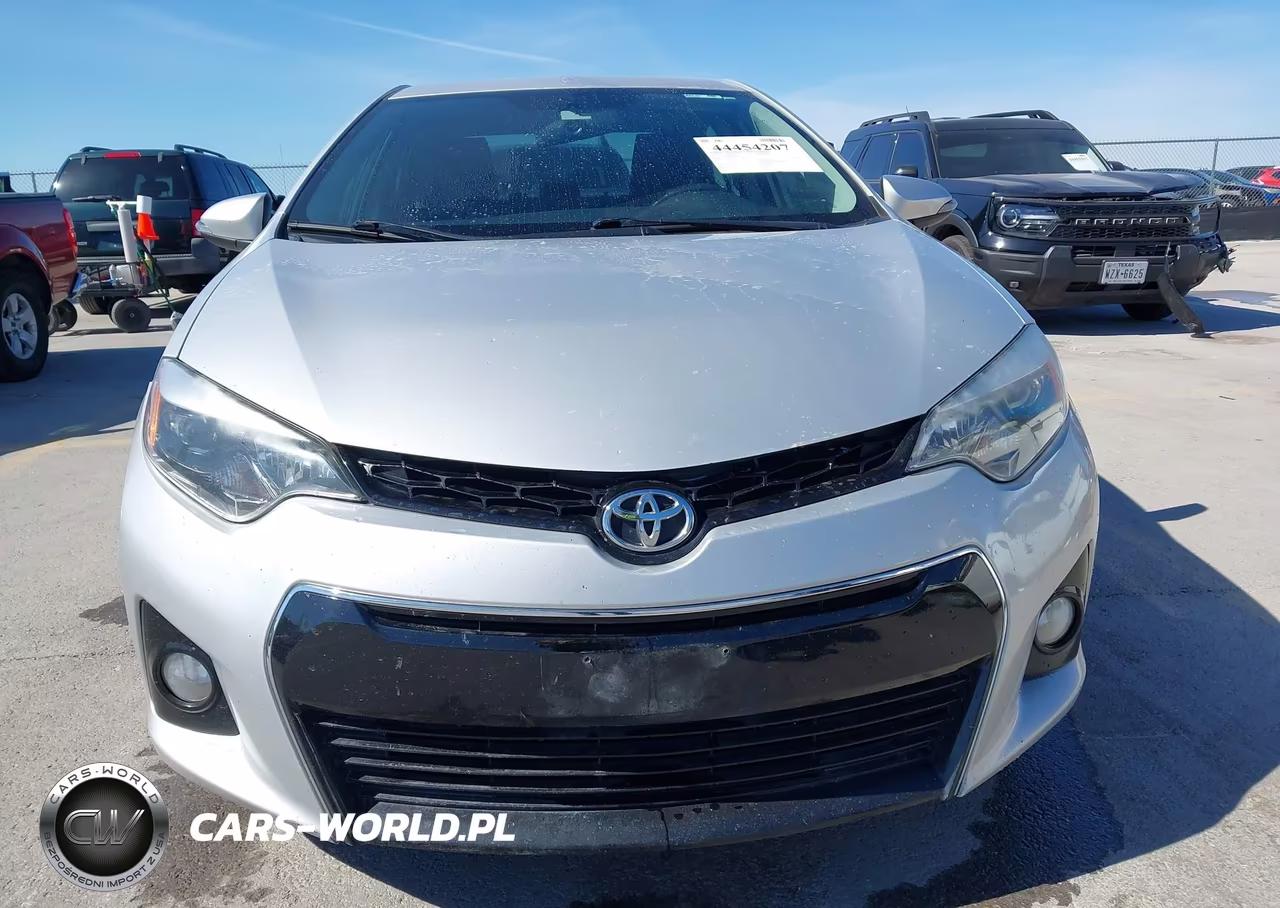 2015 Toyota Corolla S Premium VIN:5YFBURHE6FP180813 - 12