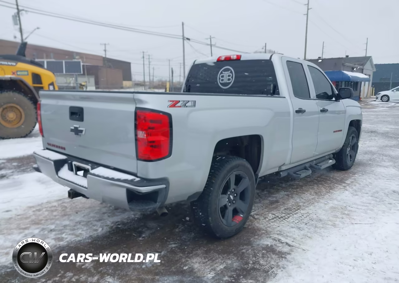 2018 Chevrolet Silverado 1500 2Lt VIN:1GCVKREH3JZ299872 - 4