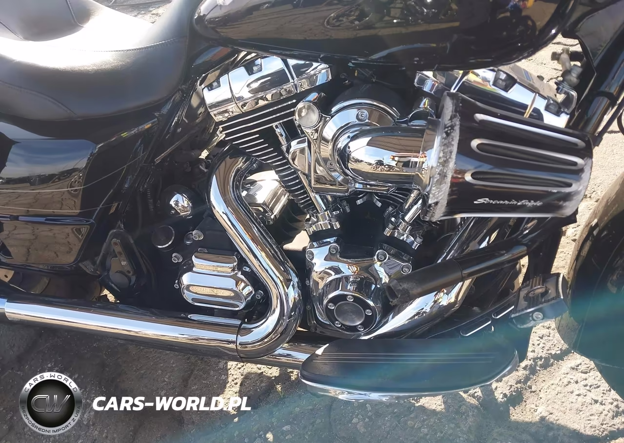 2015 Harley-Davidson Flhxs Street Glide Special VIN:1HD1KRM30FB697530 - 8