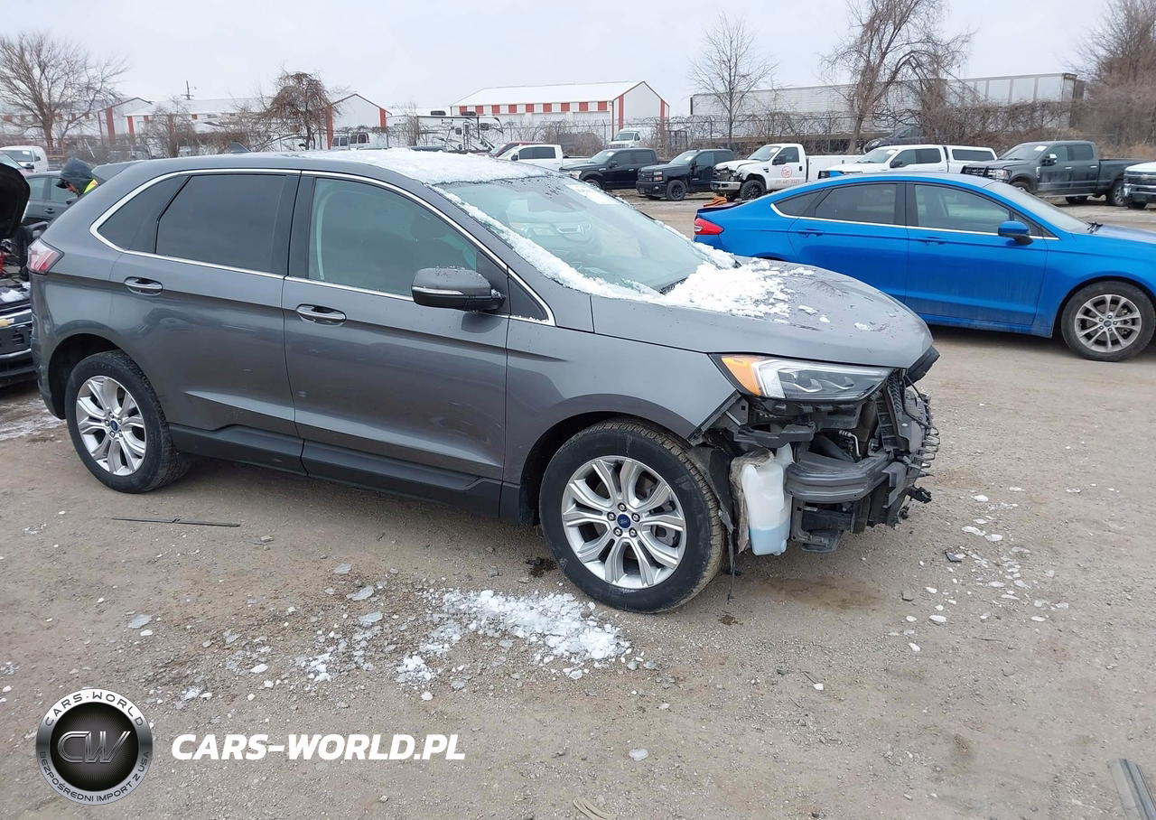 2022 Ford Edge Titanium