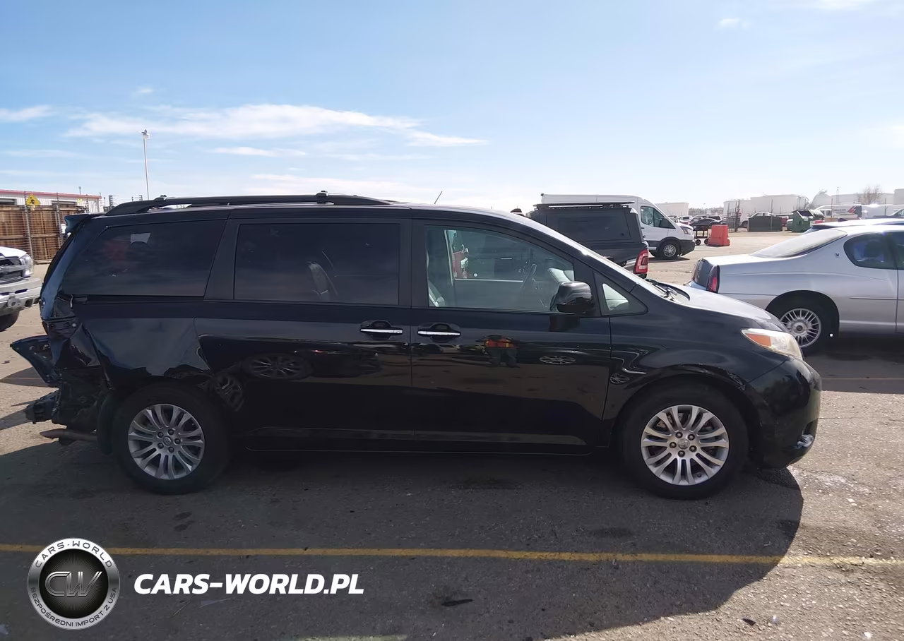 2017 Toyota Sienna Xle 8 Passenger VIN:5TDYZ3DC3HS821827 - 14
