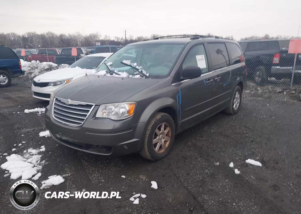 2010 Chrysler Town & Country New Lx VIN:2A4RR2D17AR454503 - 2
