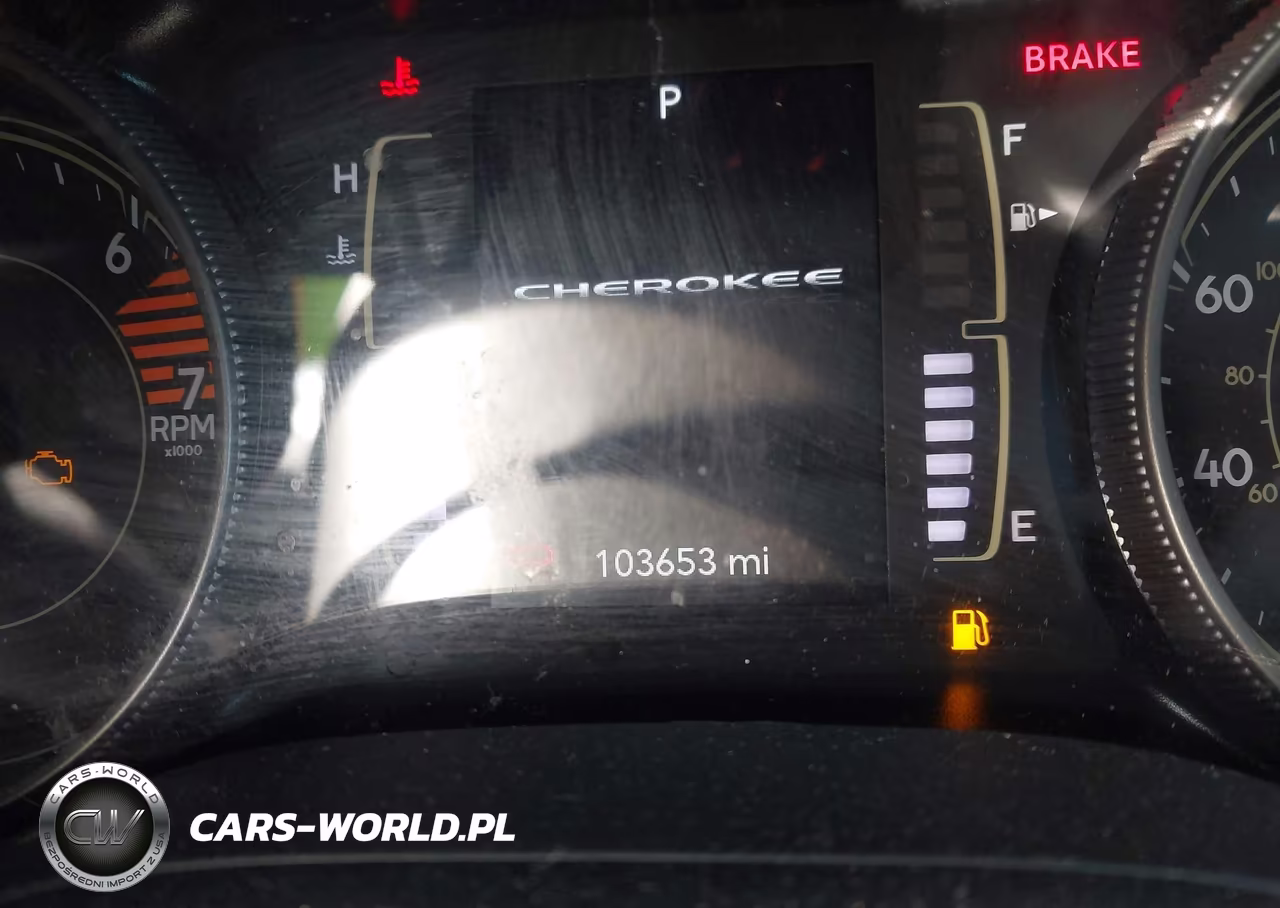 2020 Jeep Cherokee Latitude Plus 4X4 VIN:1C4PJMLB3LD530928 - 15