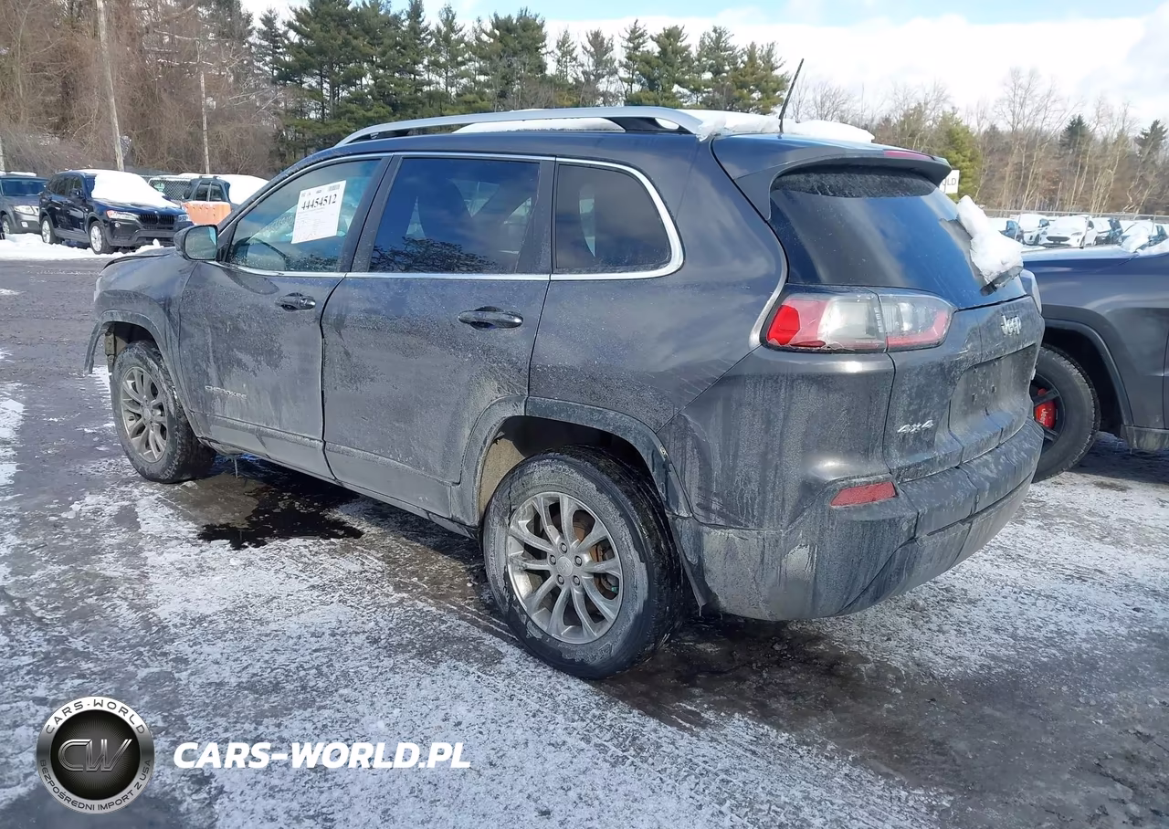 2020 Jeep Cherokee Latitude Plus 4X4 VIN:1C4PJMLB3LD530928 - 3