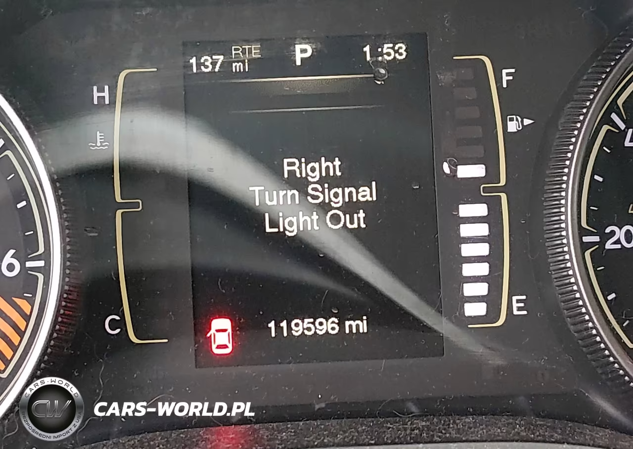 2014 Jeep Cherokee Latitude VIN:1C4PJMCB3EW223363 - 15