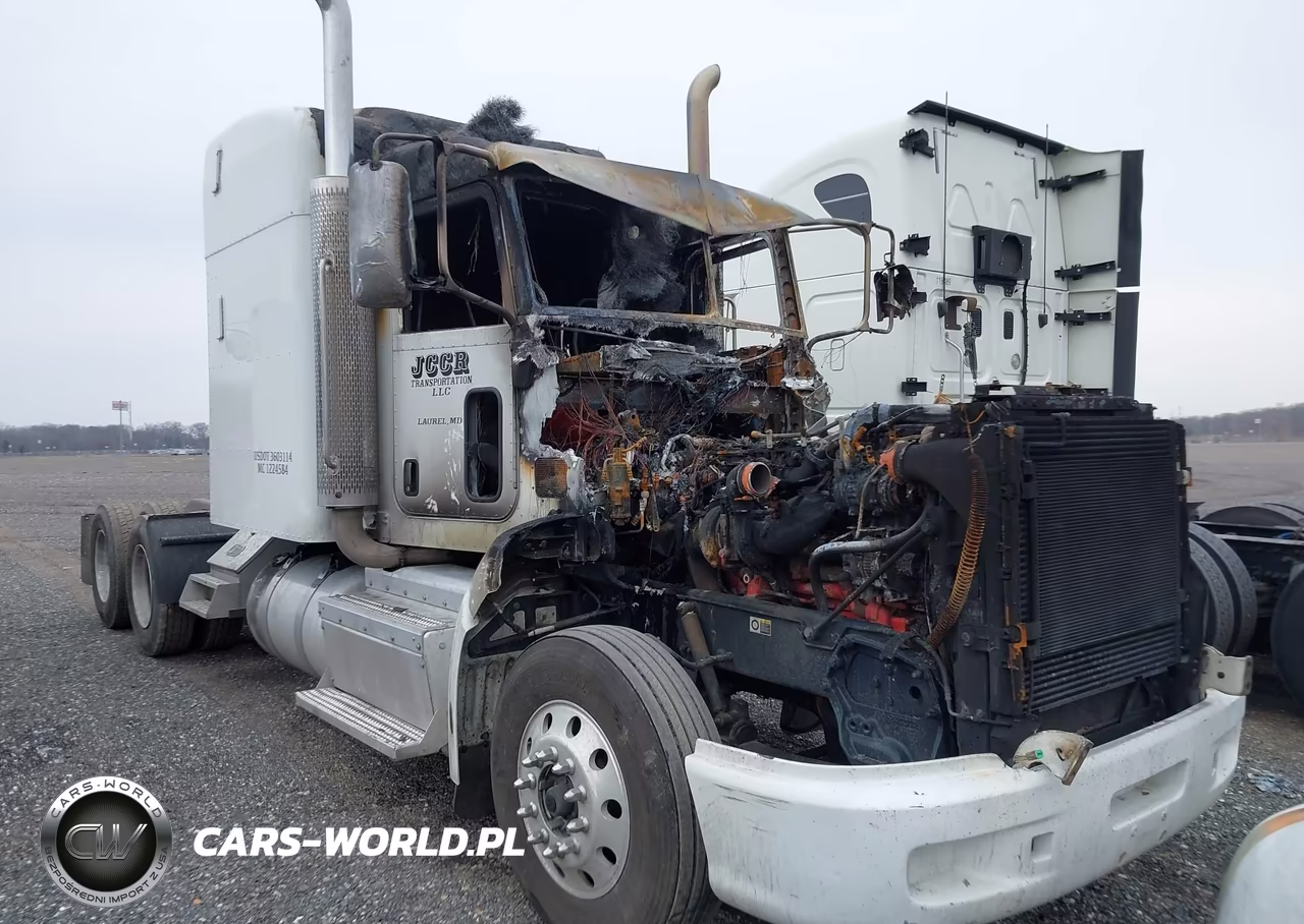 2014 Peterbilt 386 VIN:1XPHD49X7ED160437 - 3
