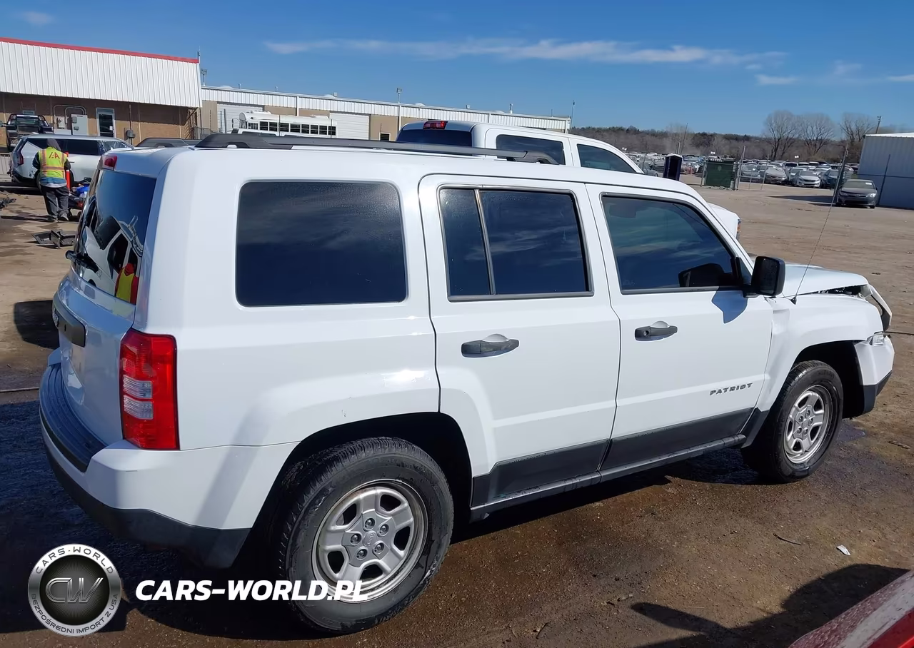 2015 Jeep Patriot Sport VIN:1C4NJPBB0FD349932 - 13