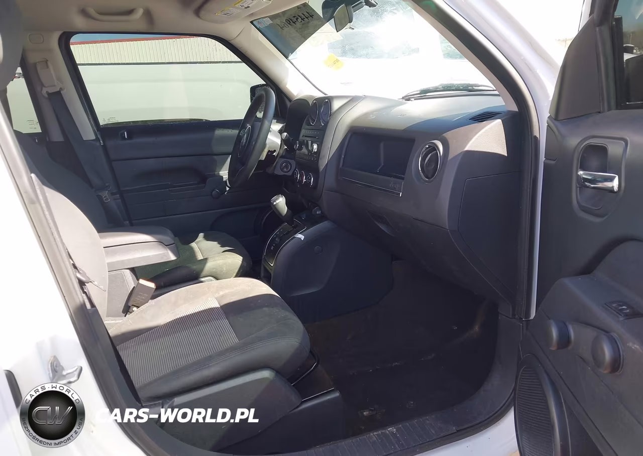 2015 Jeep Patriot Sport VIN:1C4NJPBB0FD349932 - 5