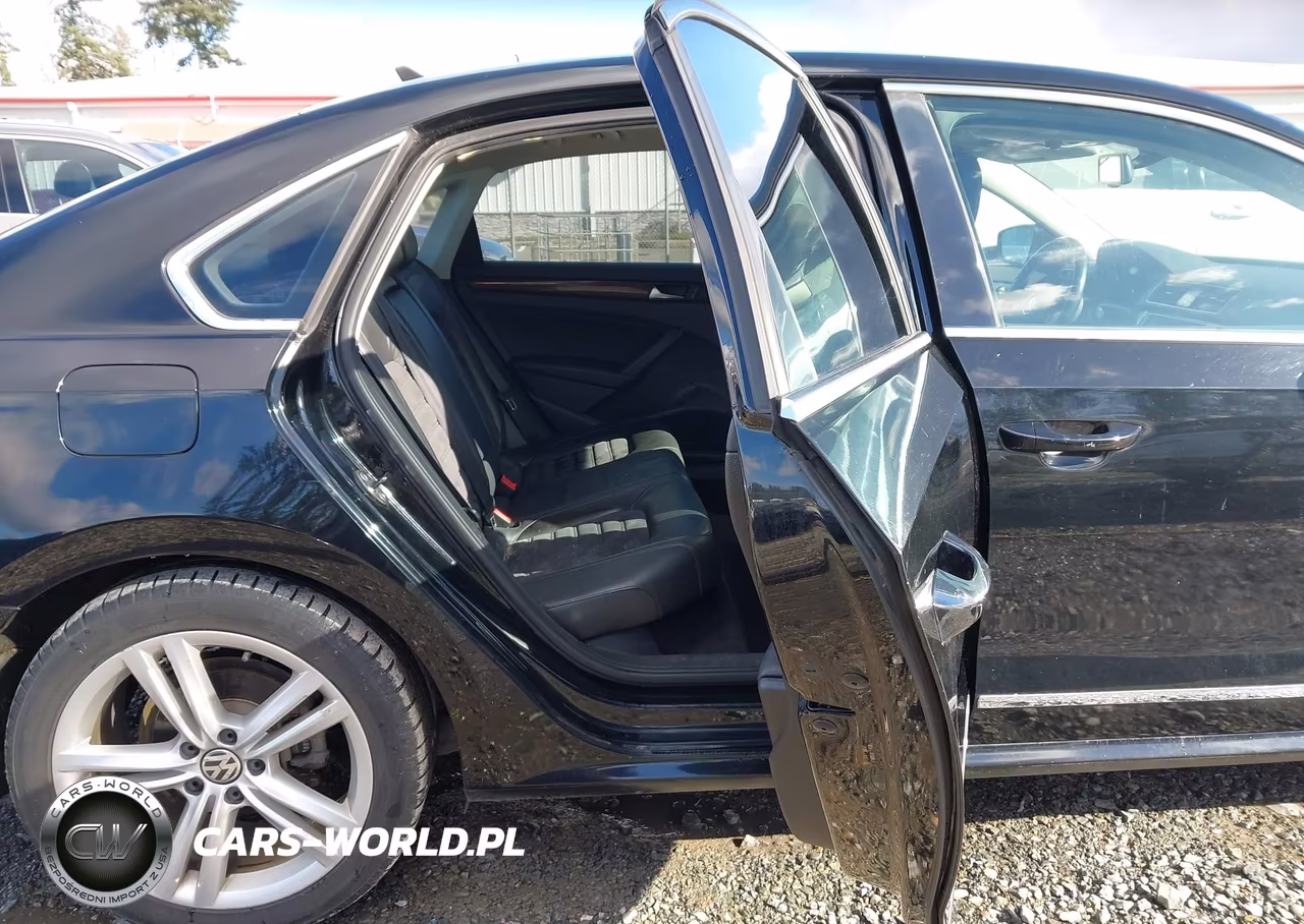 2013 Volkswagen Passat 2.0L Tdi Sel Premium VIN:1VWCN7A36DC122296 - 8