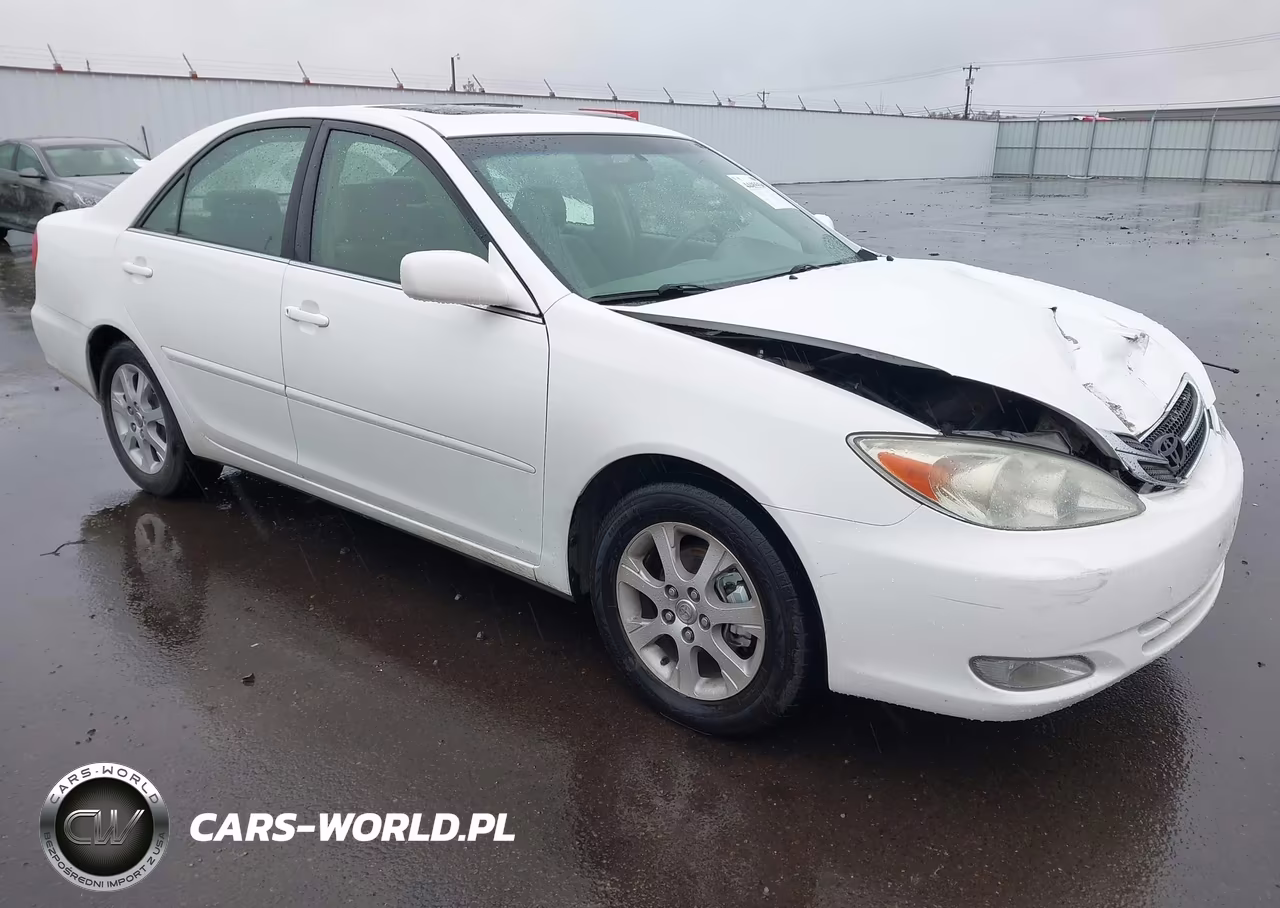 2004 Toyota Camry Le