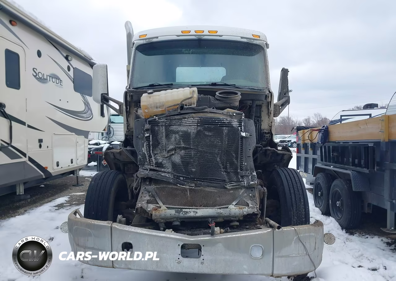 2016 Peterbilt 579 VIN:1XPBDP9X2GD333730 - 12