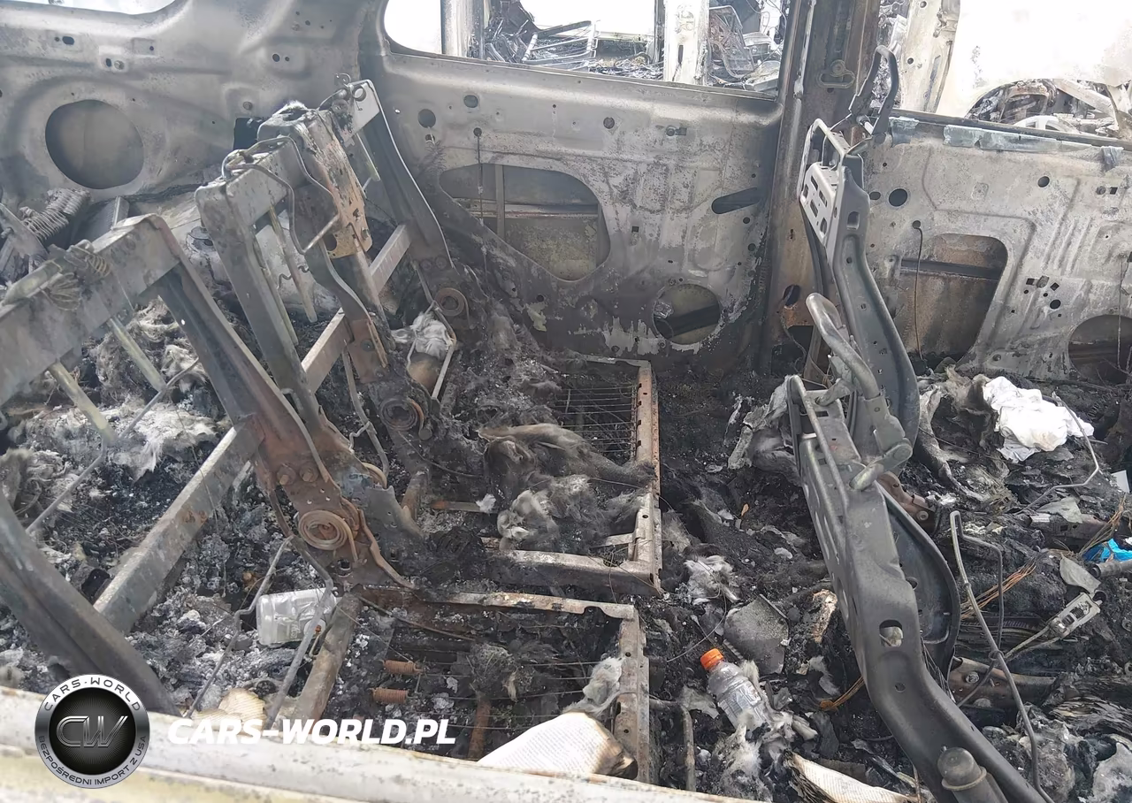 2017 Ford Explorer Xlt VIN:1FM5K8D81HGD17444 - 8