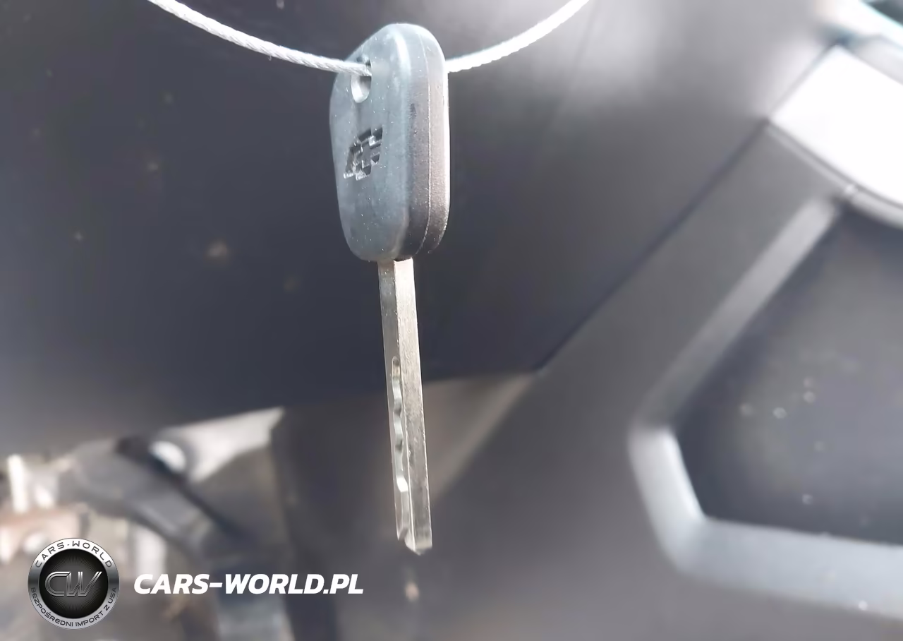 2017 Chevrolet Silverado 1500 2Lt VIN:1GCVKREC5HZ369404 - 11