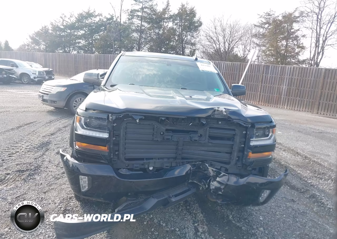 2017 Chevrolet Silverado 1500 2Lt VIN:1GCVKREC5HZ369404 - 12