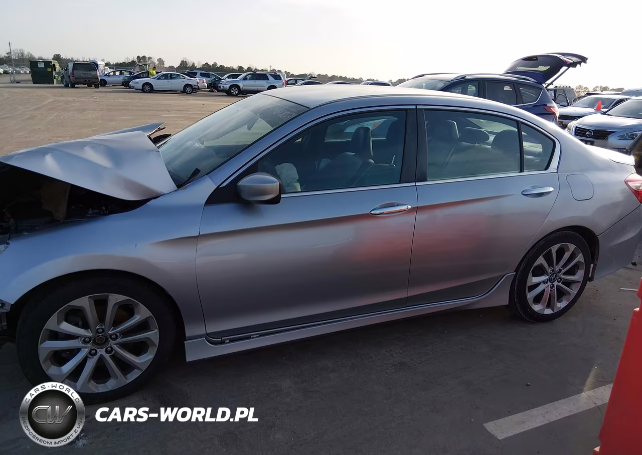 2017 Honda Accord Sport Se VIN:1HGCR2F15HA010657 - 15