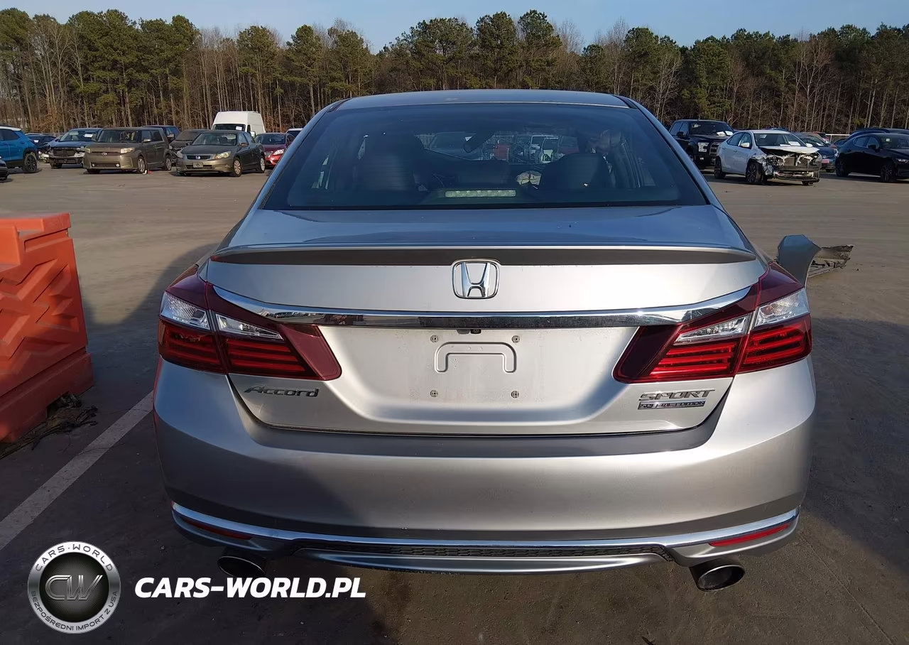 2017 Honda Accord Sport Se VIN:1HGCR2F15HA010657 - 17