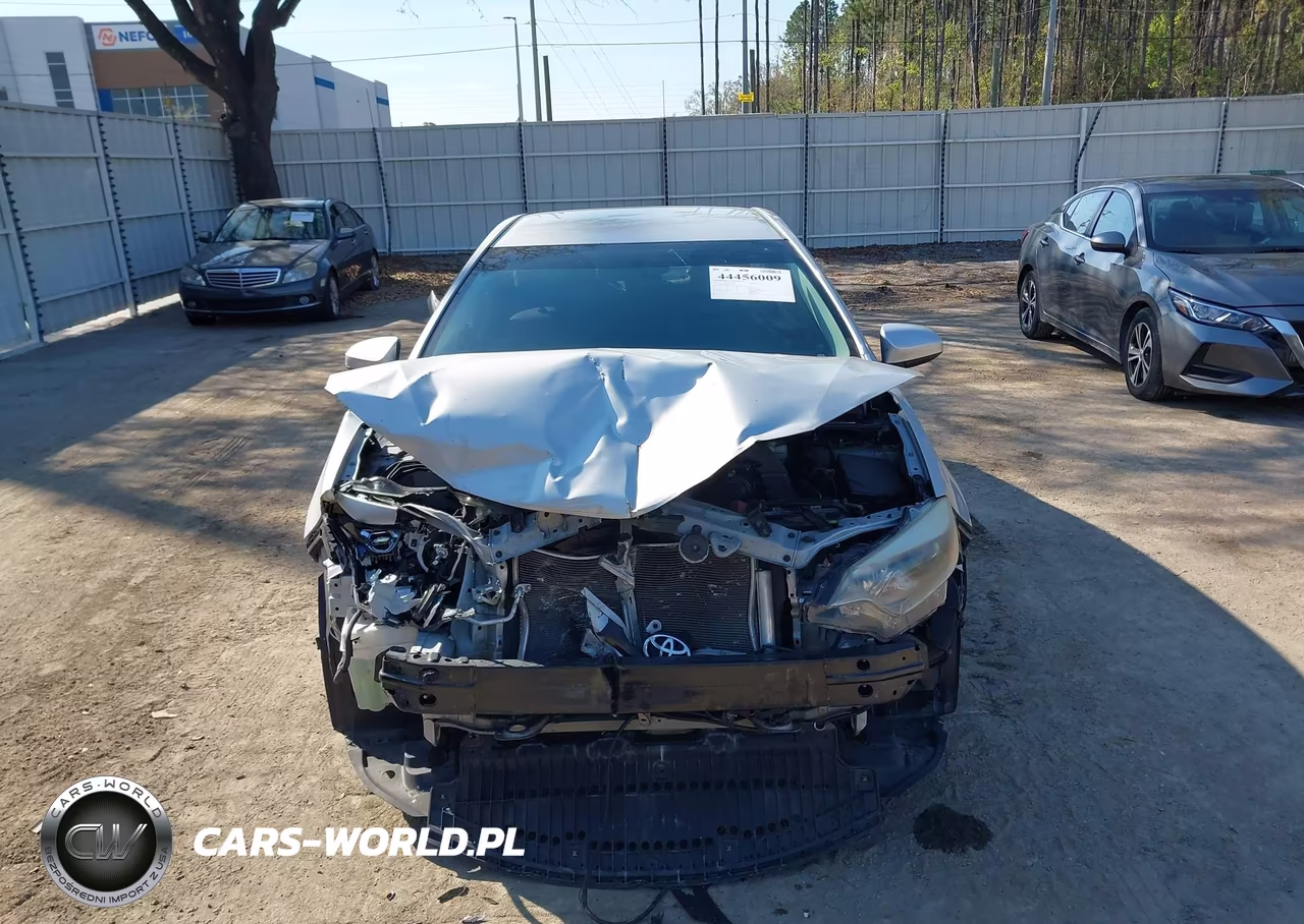 2014 Toyota Corolla L VIN:2T1BURHE3EC175177 - 12