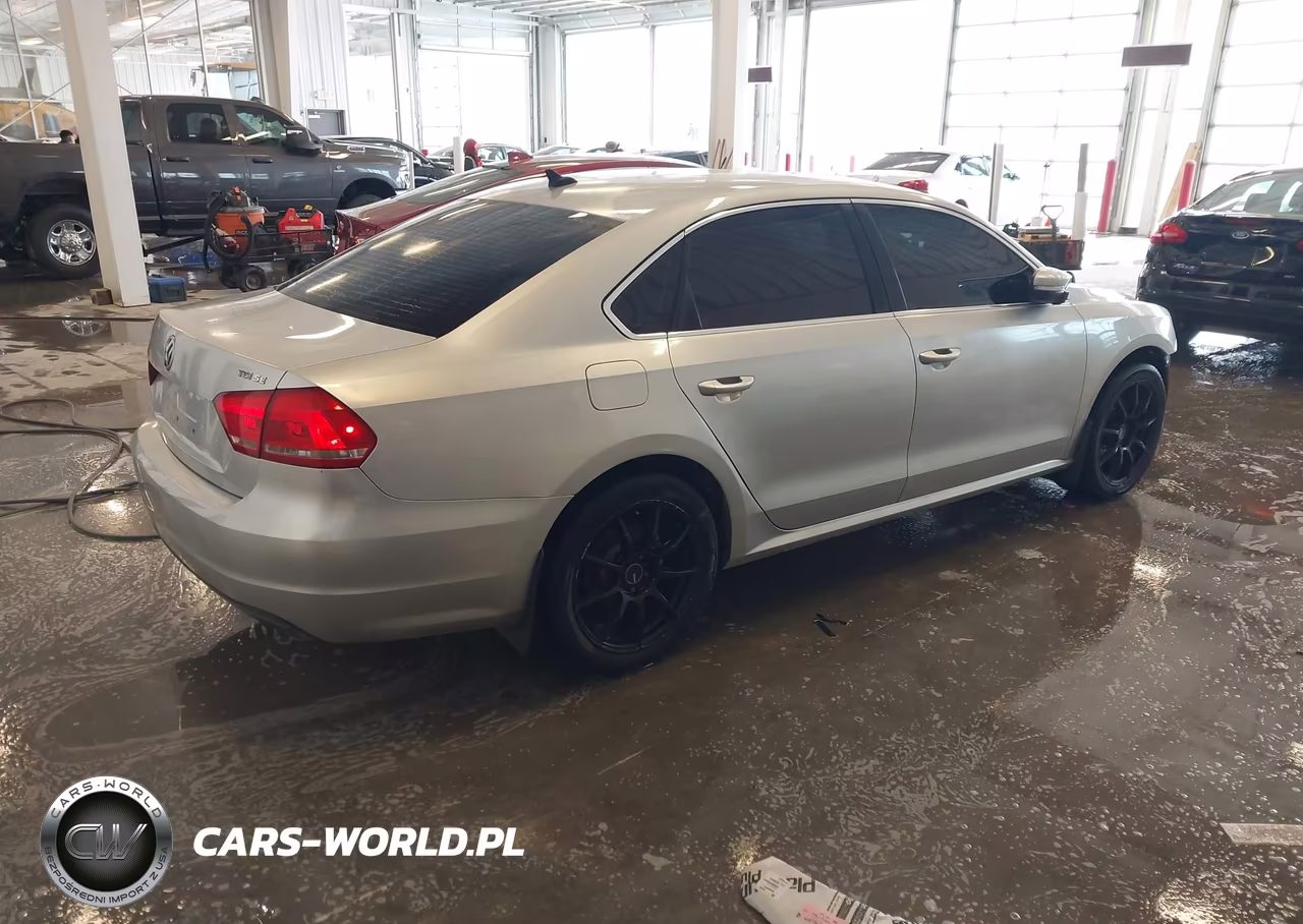 2014 Volkswagen Passat 2.0L Tdi Se VIN:1VWBN7A34EC115263 - 4