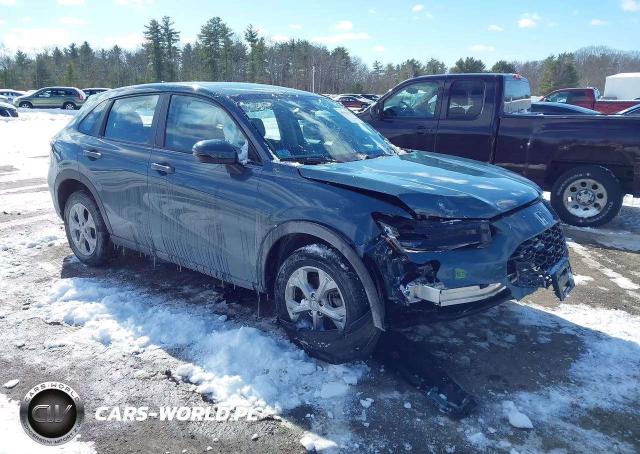 2025 Honda Hr-V Awd Lx VIN:3CZRZ2H33SM785597 - 1