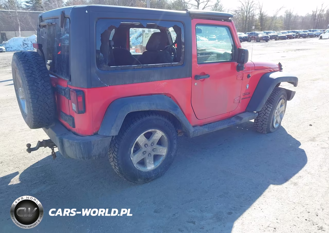 2013 Jeep Wrangler Sport VIN:1C4AJWAG4DL596234 - 4