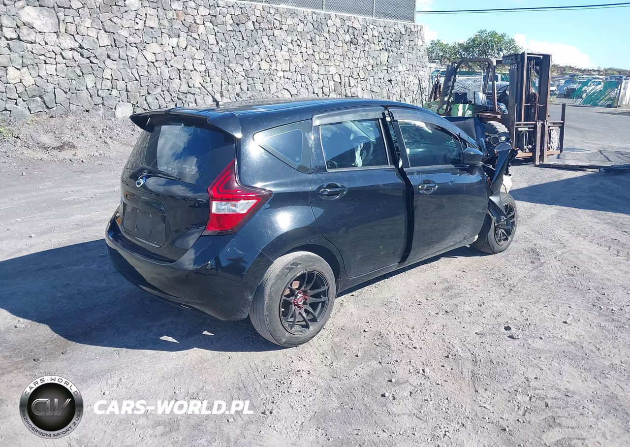 2015 Nissan Versa Note S (Sr)-S Plus-Sl-Sr-Sv VIN:3N1CE2CP5FL402288 - 4