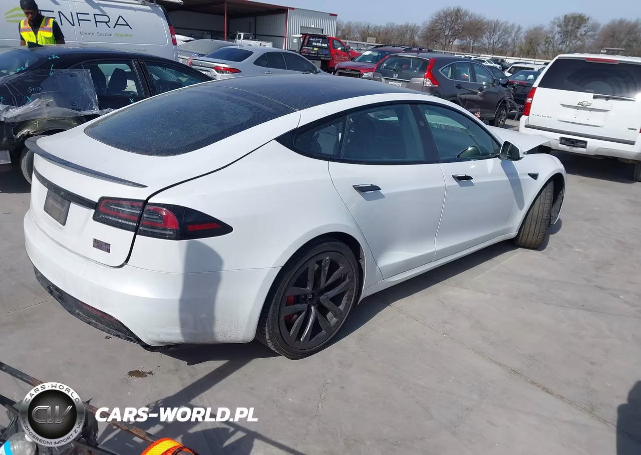 2024 Tesla Model S Plaid Tri Motor All-Wheel Drive VIN:5YJSA1E67RF532918 - 4