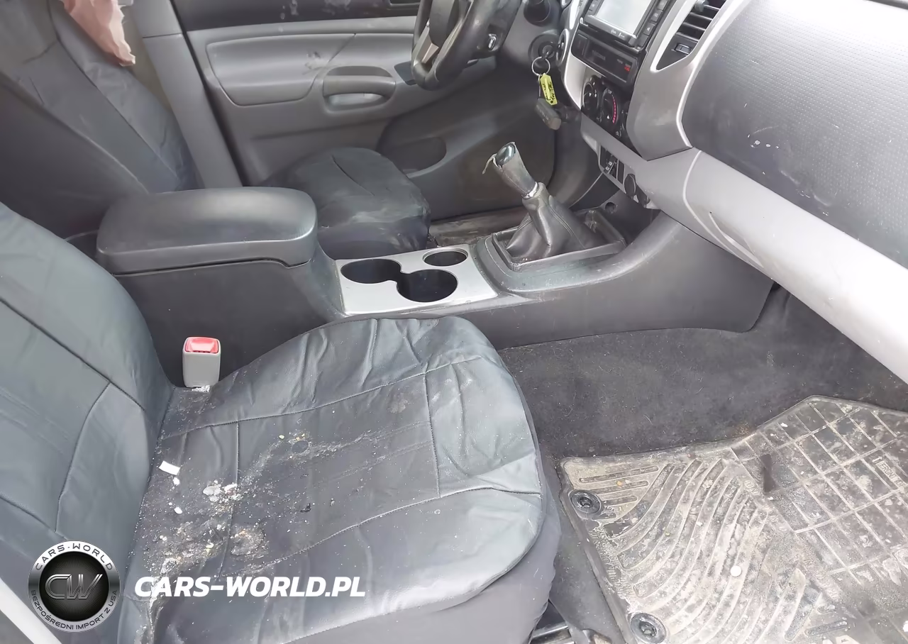 2015 Toyota Tacoma Base V6 VIN:5TFLU4EN5FX115805 - 5