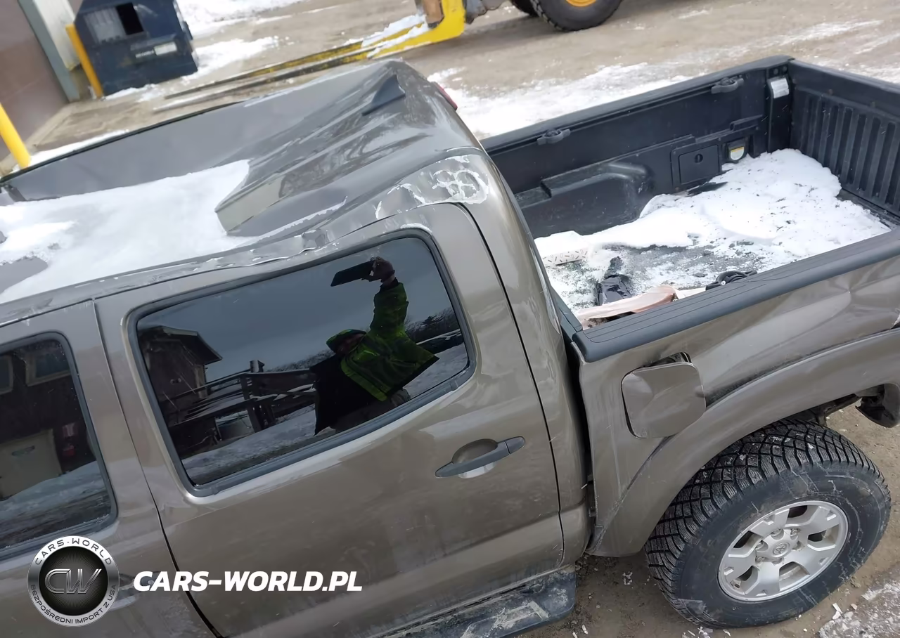 2015 Toyota Tacoma Base V6 VIN:5TFLU4EN5FX115805 - 6