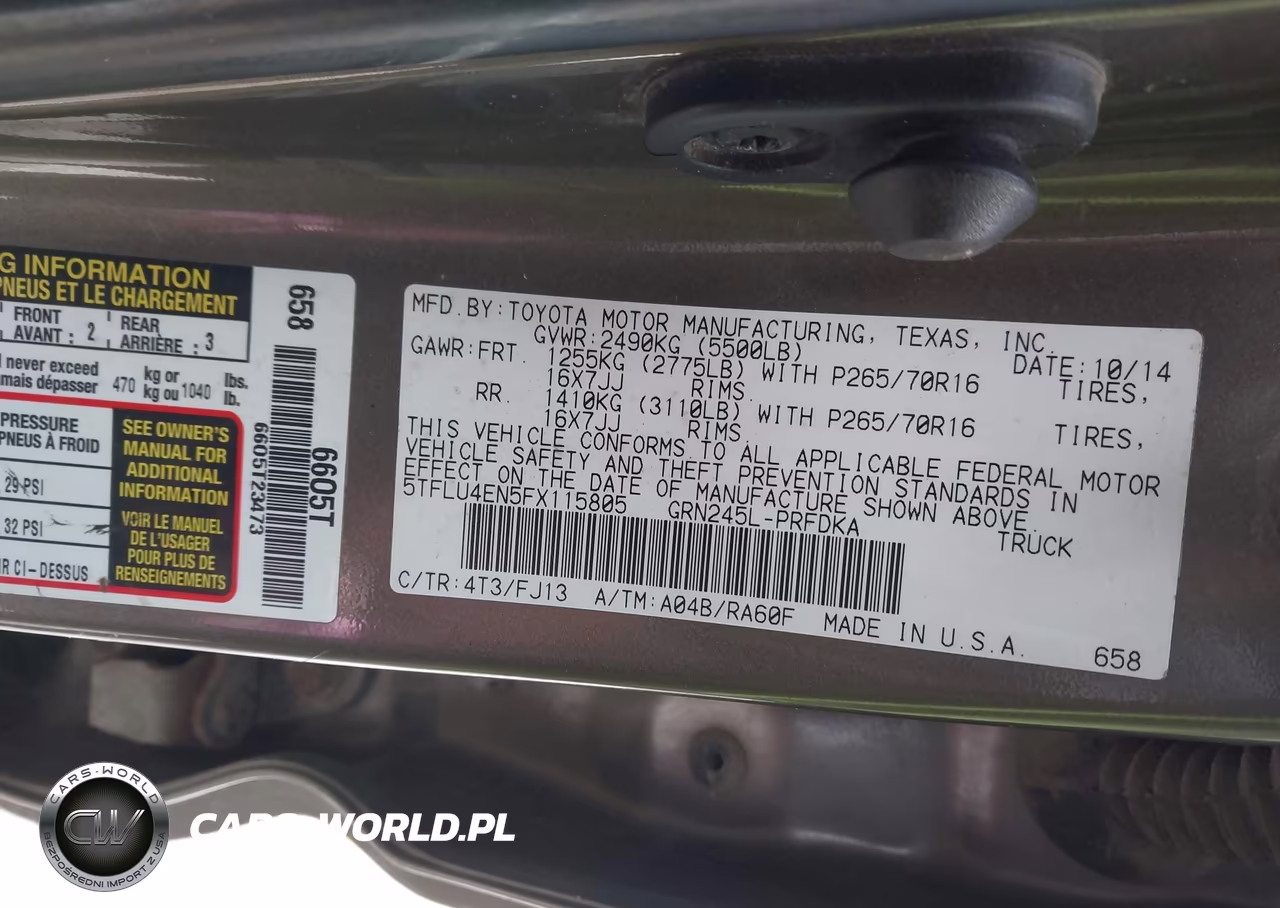 2015 Toyota Tacoma Base V6 VIN:5TFLU4EN5FX115805 - 9