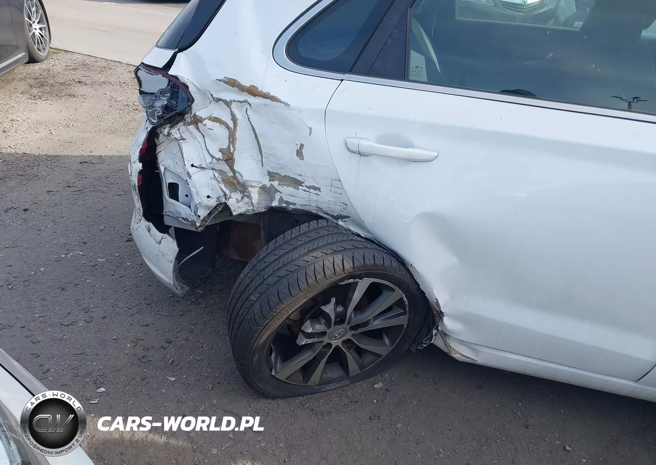 2019 Hyundai Elantra Gt VIN:KMHH35LEXKU088710 - 6