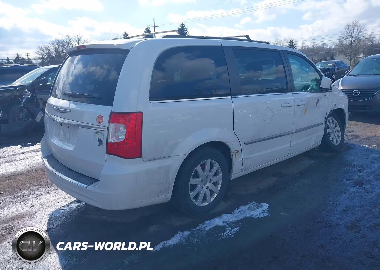 2016 Chrysler Town & Country Touring VIN:2C4RC1BG8GR222784 - 4