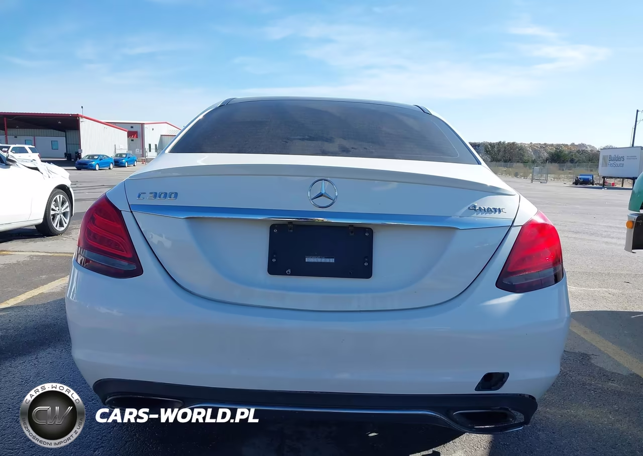 2015 Mercedes-Benz C 300 4Matic VIN:55SWF4KBXFU051268 - 16