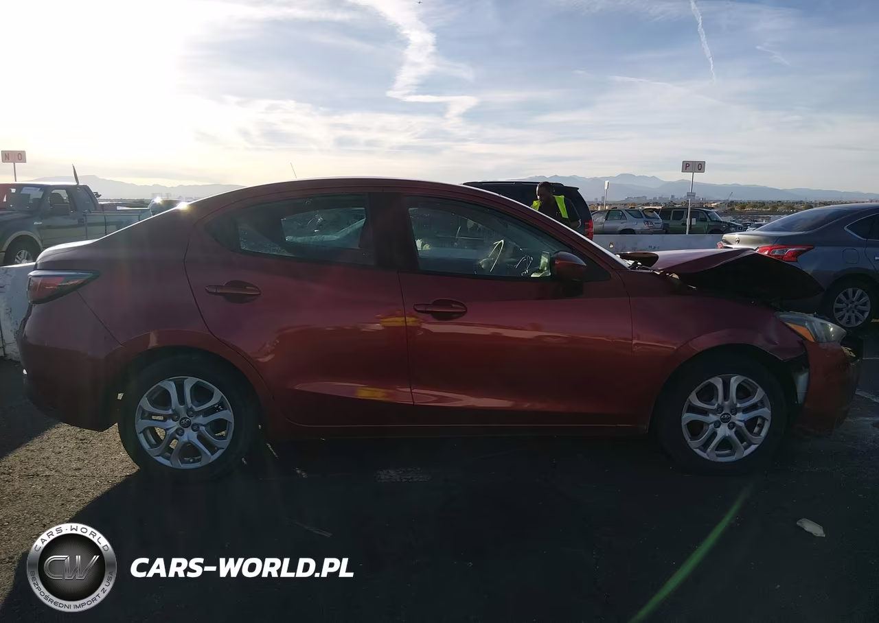 2018 Toyota Yaris Ia VIN:3MYDLBYVXJY325591 - 13