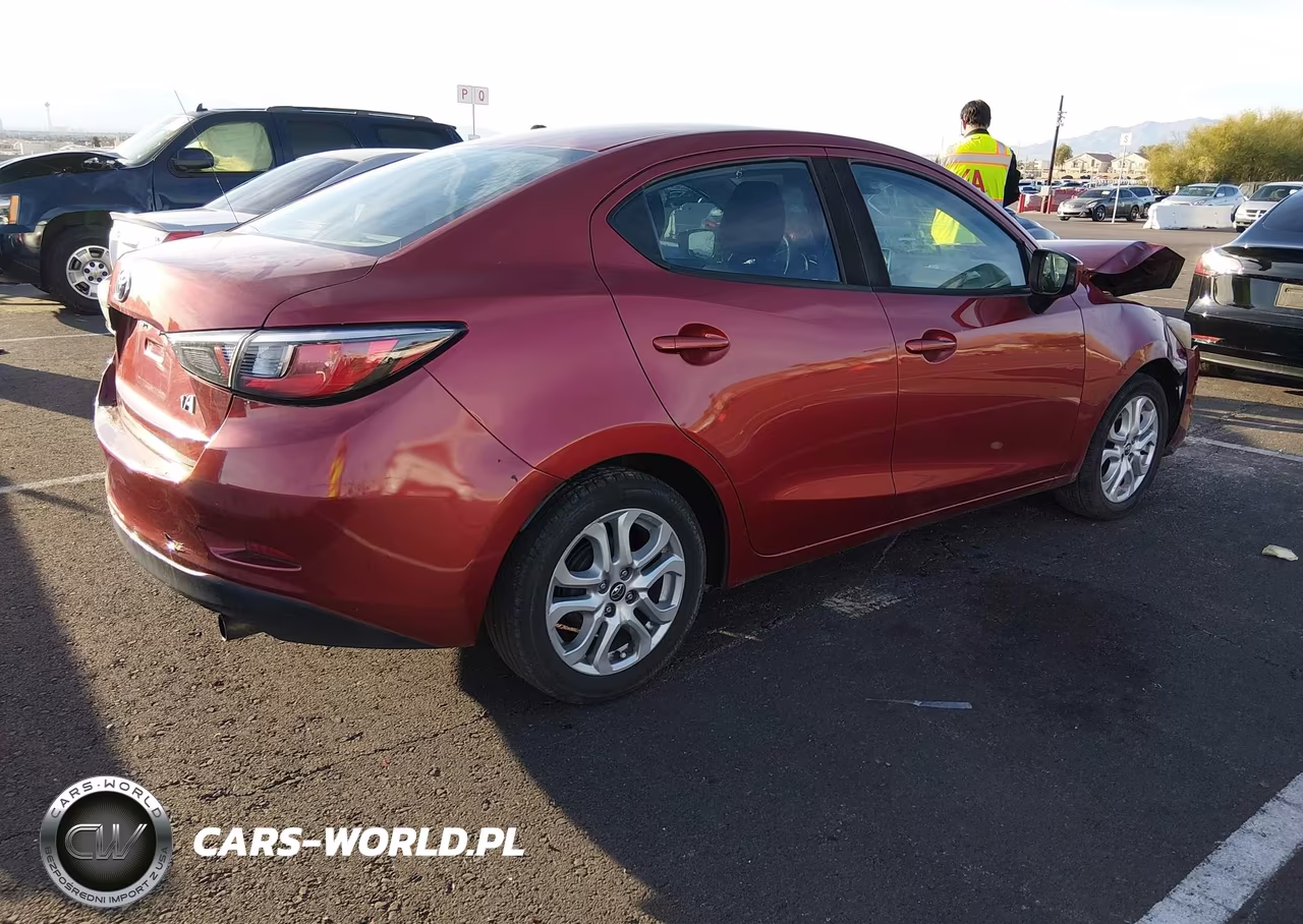 2018 Toyota Yaris Ia VIN:3MYDLBYVXJY325591 - 4