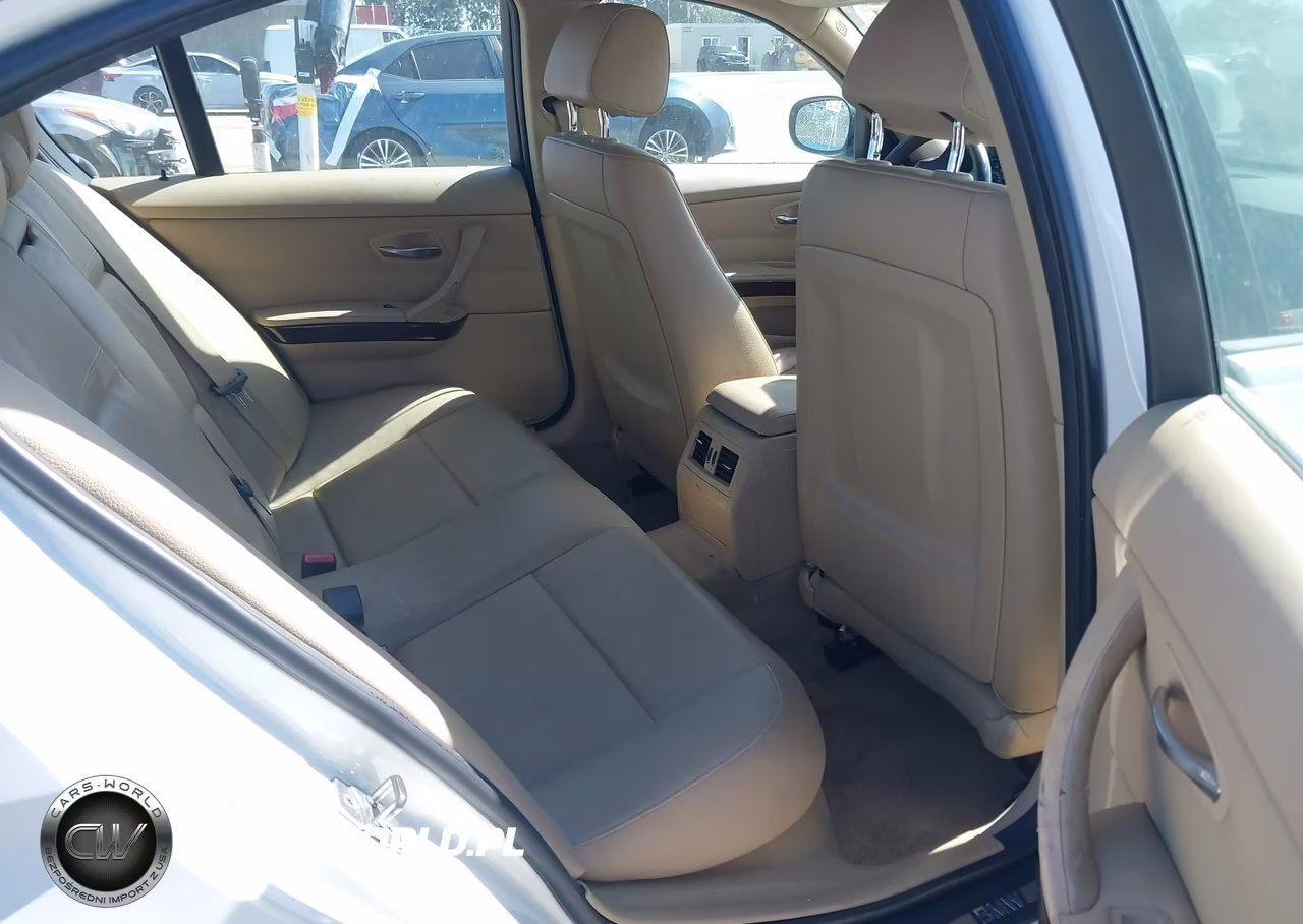 2011 BMW 328I VIN:WBAPH5G52BNM76484 - 8