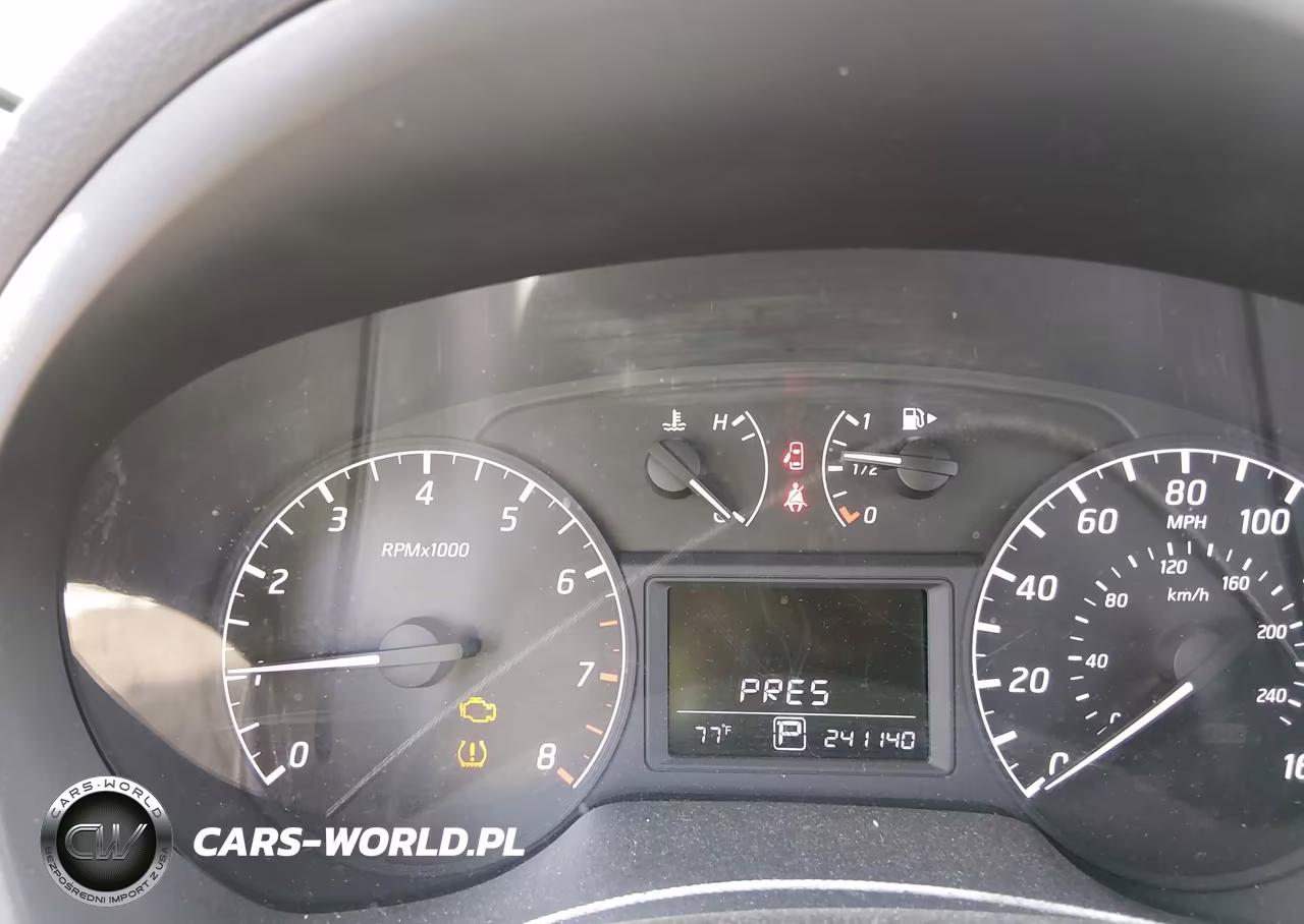 2014 Nissan Sentra S VIN:3N1AB7AP9EY330027 - 7