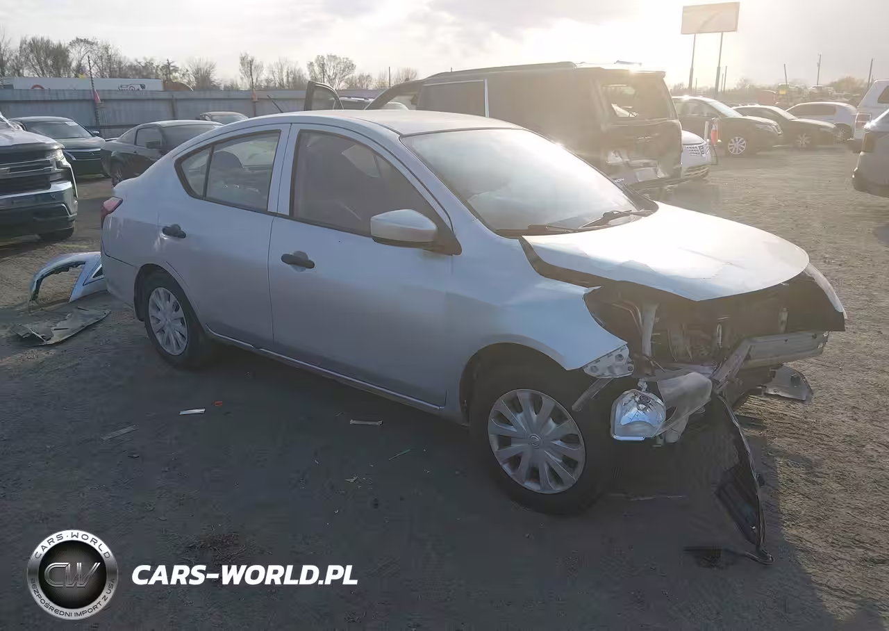 2016 Nissan Versa 1.6 S
