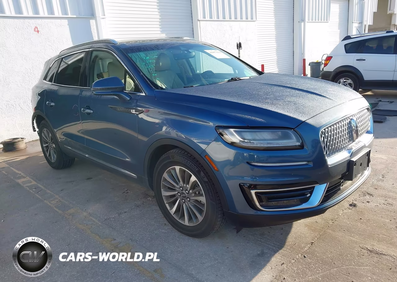 2019 Lincoln Nautilus Select